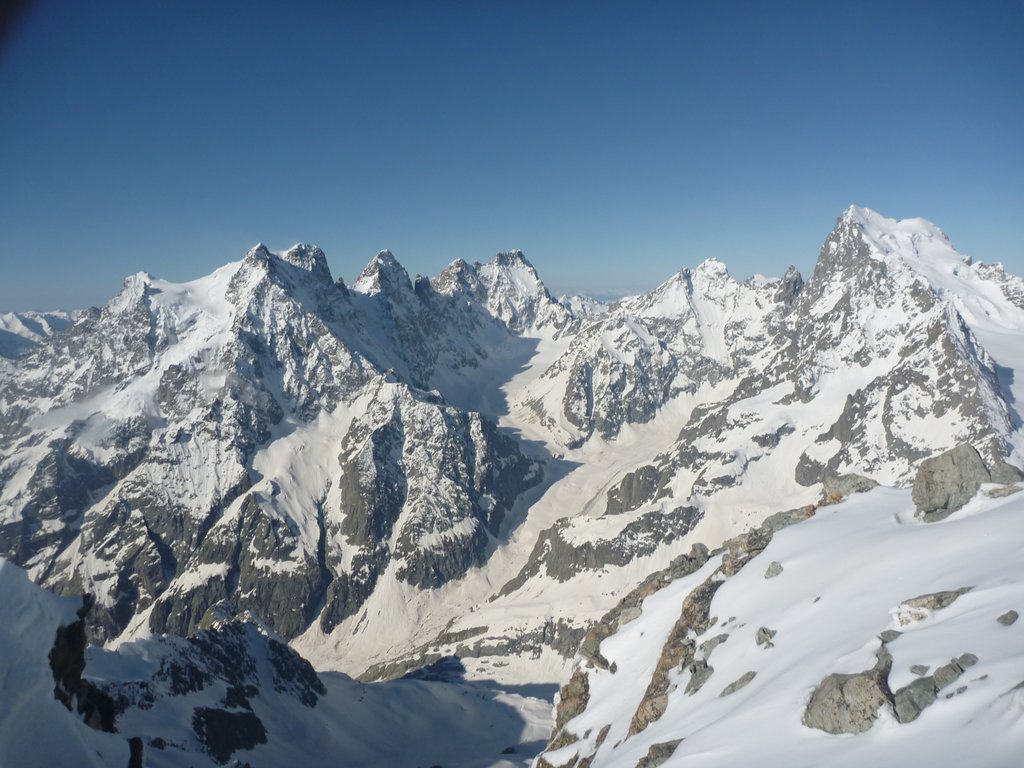 #8 Agneaux Noir : Du sommet, une vue dont je me lasse pas, dommage que le vent m Agneaux Noir : Du sommet, une vue dont je me lasse pas, dommage que le vent m'ait gacher un peu l'affaire!