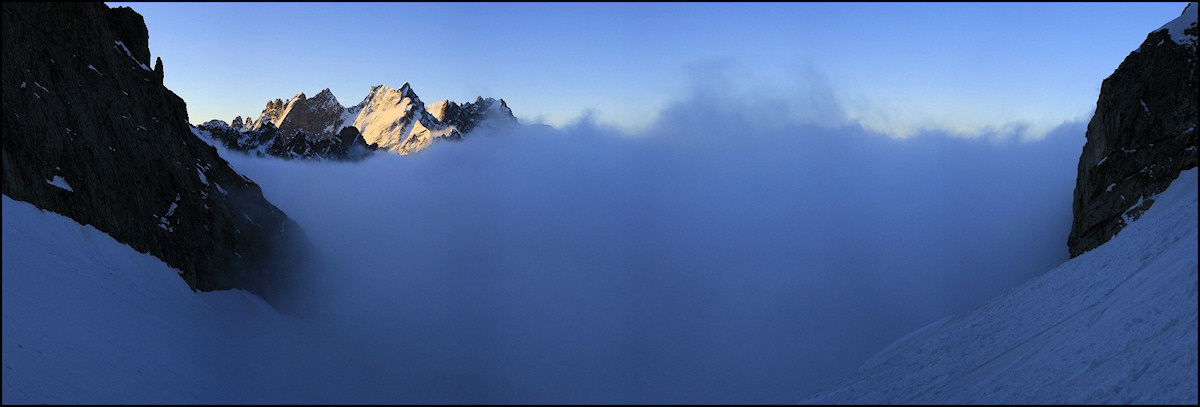 depuis la brèche de la meije : les nuages n'iront pas plus loin