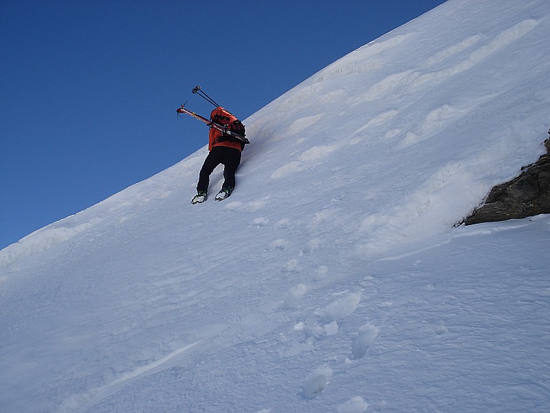 #3 grande sassiere : Claude dans le " crux " de la montée. grande sassiere : Claude dans le " crux " de la montée.