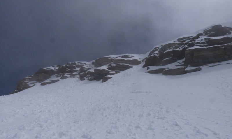 #6 Sous la table sommitale : Sans la portance des skis, ça bourrine dans les boules Sous la table sommitale : Sans la portance des skis, ça bourrine dans les boules