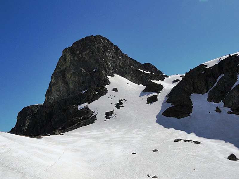 Trilogie des combes : Le raidillon au-dessus du col des Lessines, ça passe bien...