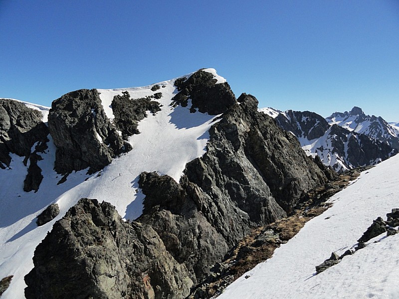 Trilogie des combes : Depuis le Grand Van, vue sur le Sorbier et sa belle corniche