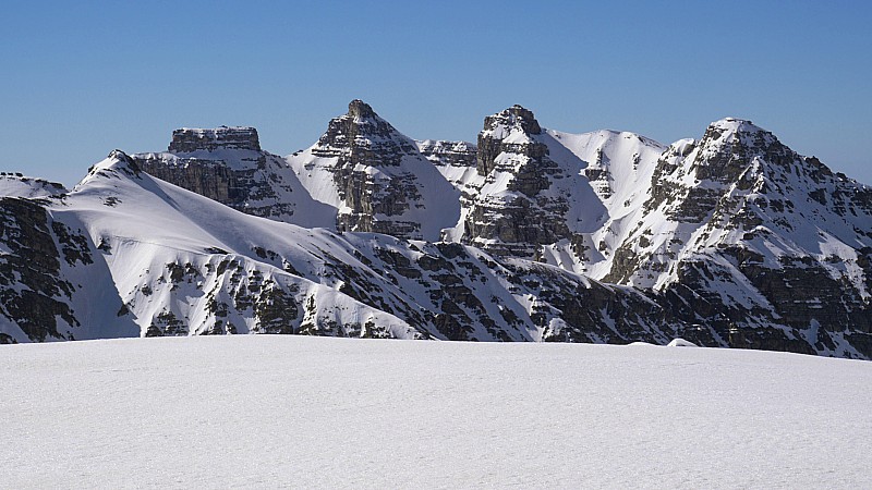 #15 2855m : Du sommet, vue sur le Fort Carra, Pt Cote de l 2855m : Du sommet, vue sur le Fort Carra, Pt Cote de l'Ane et le Trou de l'Ane