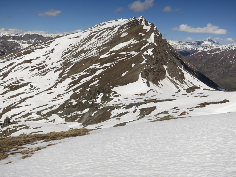 #1 Chateau Renard : Chateau Renard et le col de Longet, vus des pentes W du Pic Traversier Chateau Renard : Chateau Renard et le col de Longet, vus des pentes W du Pic Traversier
