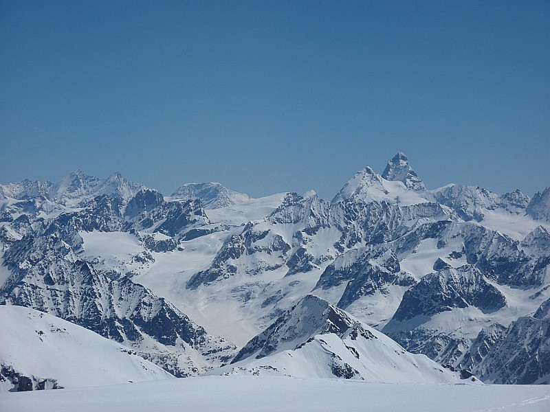 #14 4000 du Valais : Dom, Täshhorn, Alphubel - Dent d 4000 du Valais : Dom, Täshhorn, Alphubel - Dent d'Hérens, Cervin ?