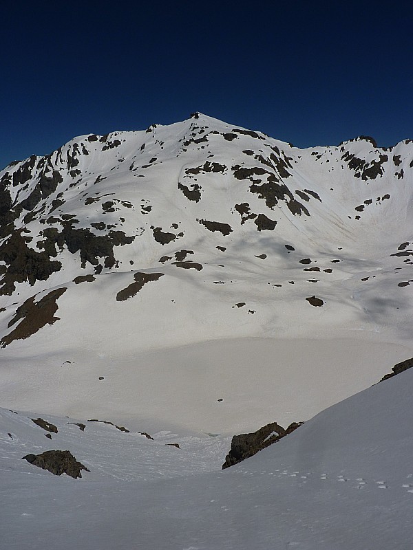 #10 Lac du Grd Domenon : Montée dans la facette N de la Grde Lauziere Lac du Grd Domenon : Montée dans la facette N de la Grde Lauziere