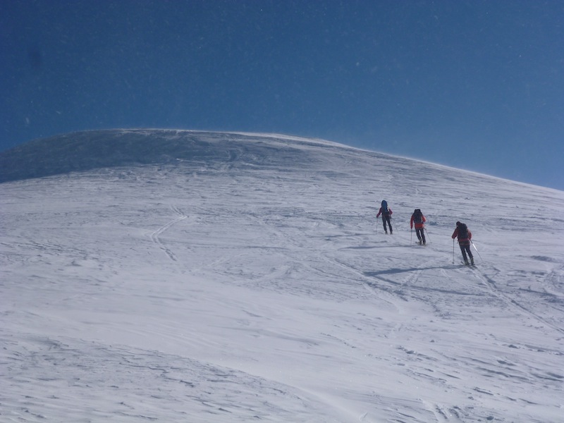 Pigne d'Arolla : arrivée sous un vent violent