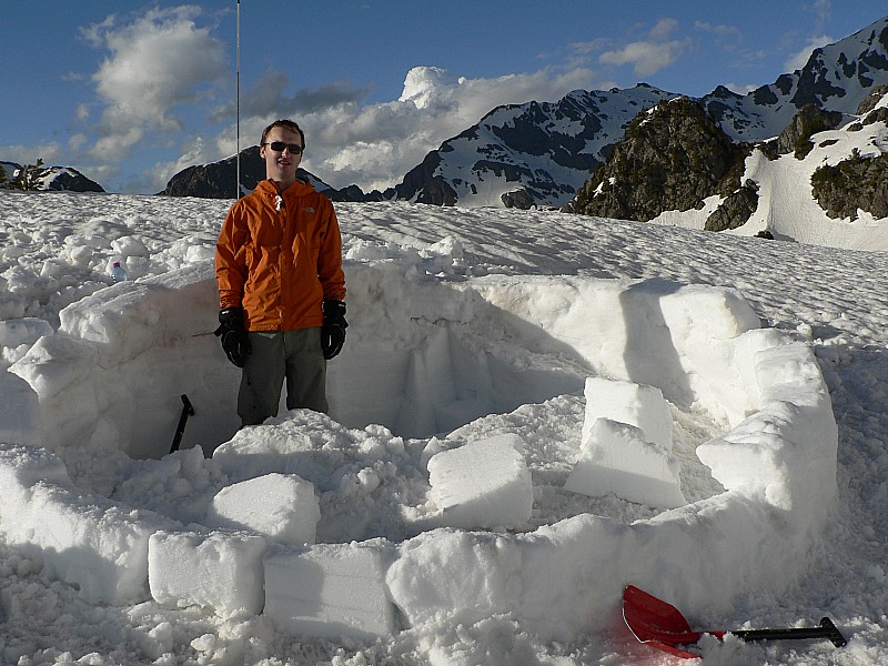#3 Igloo après 30 minutes : On a vu large ! Igloo après 30 minutes : On a vu large !