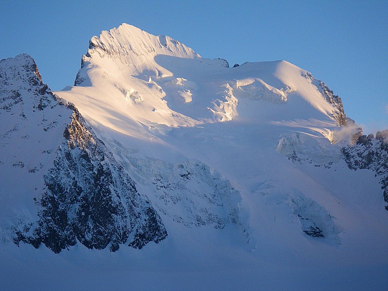 #4 Couché de soleil : Dôme des Ecrins Couché de soleil : Dôme des Ecrins