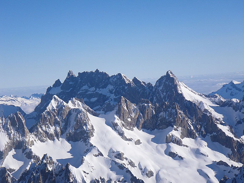 #10 La Meije : La brèche de la Meije sur la gauche La Meije : La brèche de la Meije sur la gauche