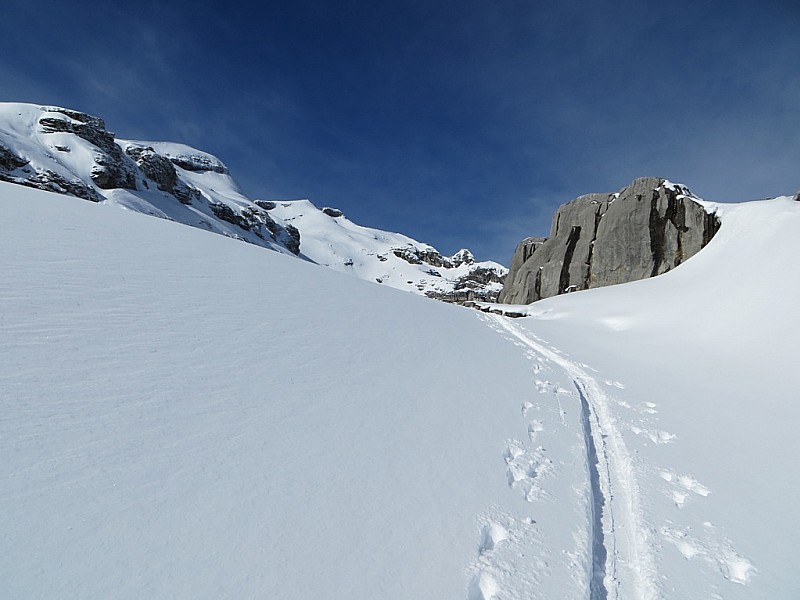 #2 le col : vers 2100 le col : vers 2100
