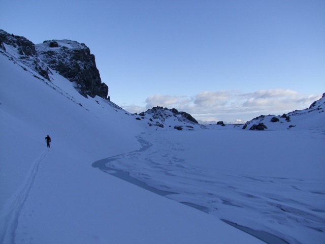 #1 Lac du Crozet : Attention aux glissades, le lac n Lac du Crozet : Attention aux glissades, le lac n'est plus gelé sur les bords...