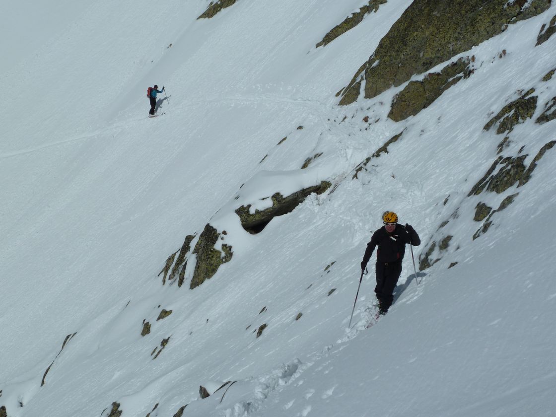 #9 Dent du Pra-Cime de la Jasse : Au dessus du col de l Dent du Pra-Cime de la Jasse : Au dessus du col de l'Aigleton - David dans le passage qui "gratte" ;-)