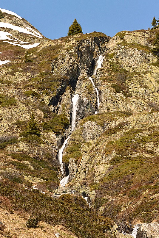 #21 Cascade : Ruisseau de Rieu Claret - Retour au printemps Cascade : Ruisseau de Rieu Claret - Retour au printemps