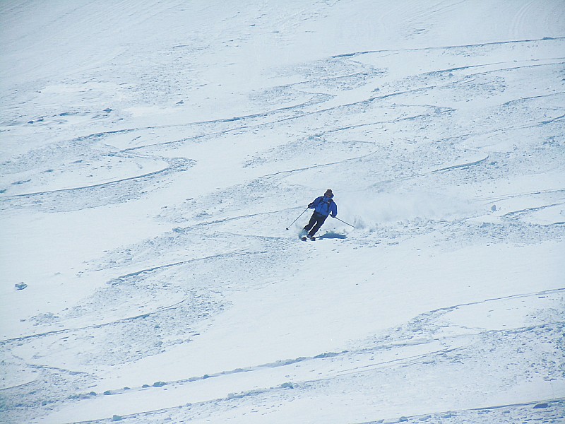 #27 Etendard : La descente. Du bon ski en prime-time. Etendard : La descente. Du bon ski en prime-time.