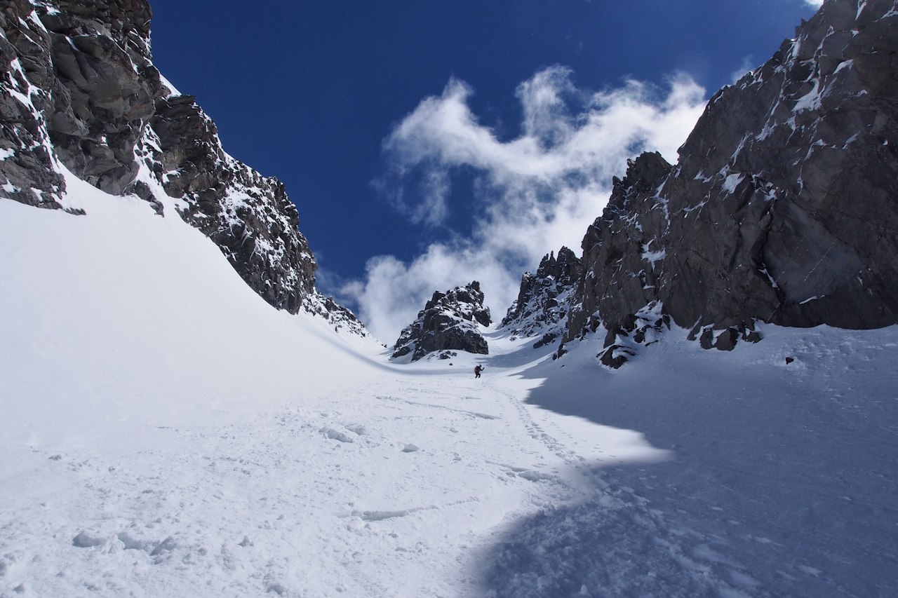 #18 Les 2 couloirs : A droite, le couloir du jour. Les 2 couloirs : A droite, le couloir du jour.