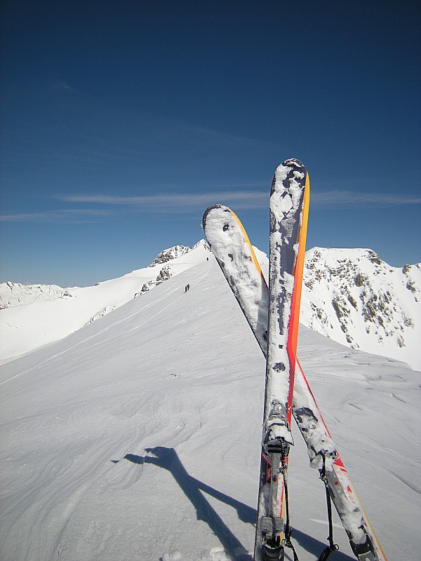 #3 mes skis face au pelat : photo habituelle... mes skis face au pelat : photo habituelle...