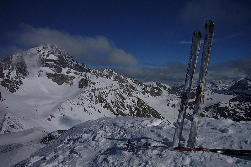 #2 Le sommet grand vallon, RocheBrune au fond Le sommet grand vallon, RocheBrune au fond