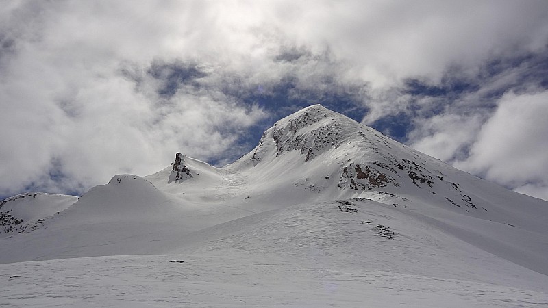 #3 Pain de Sucre : Versant Nord et Ouest Pain de Sucre : Versant Nord et Ouest