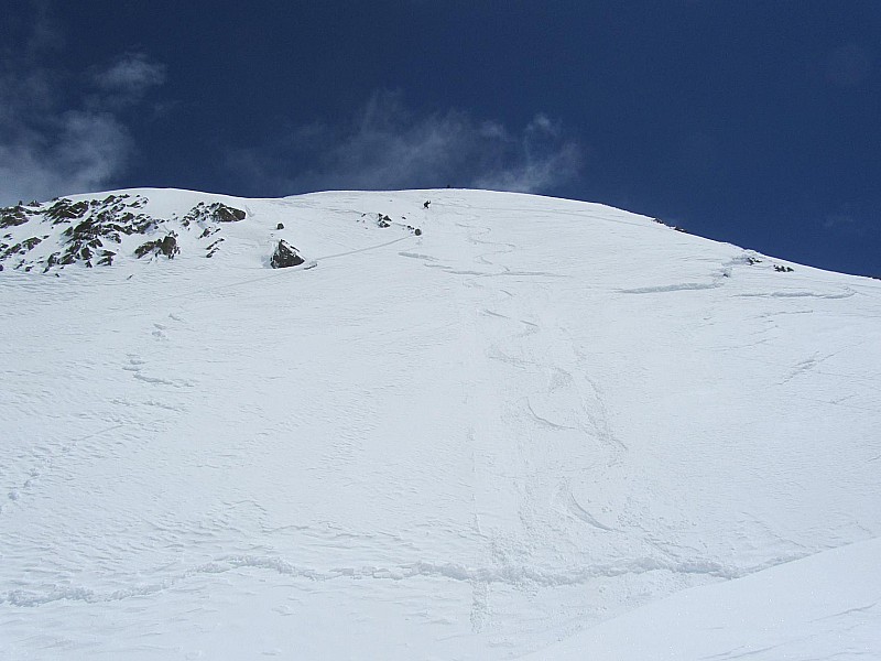 #46 MT Ténibre : Pascal déclenche l MT Ténibre : Pascal déclenche l'avalanche on voit la cassure