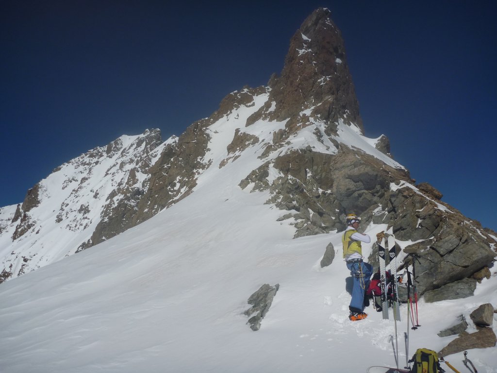 #10 Col Est du Pelvoux : Cote sud, pas de vent, temperature douce, cool :) Col Est du Pelvoux : Cote sud, pas de vent, temperature douce, cool :)