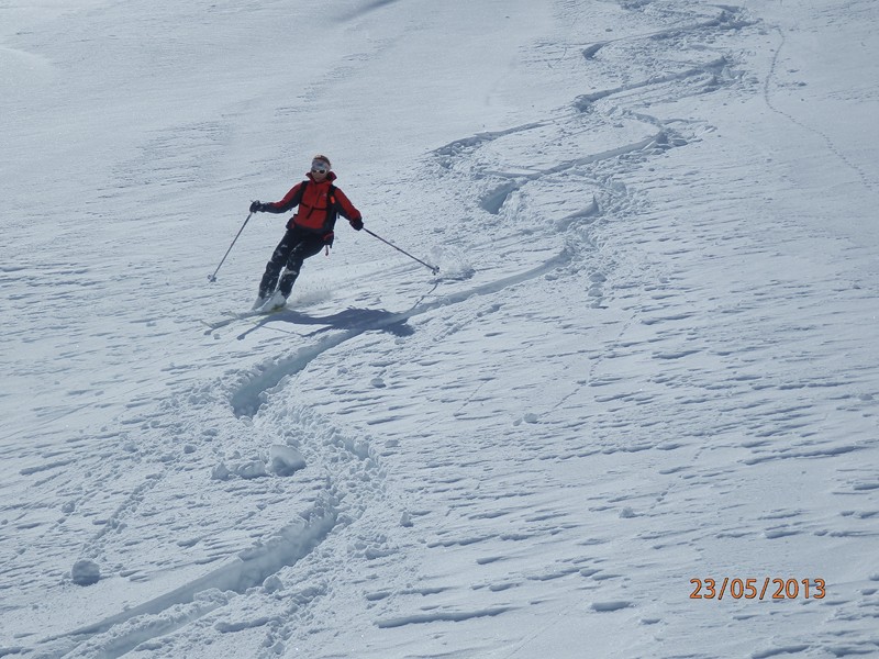 #15 Première descente : Du bon ski Première descente : Du bon ski