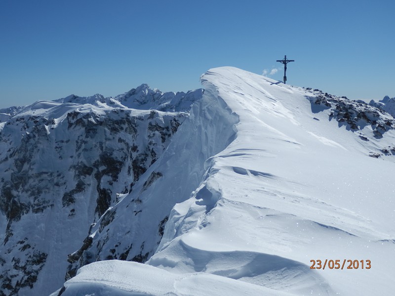 #7 Cime de la Lombarde : Belle corniche sommitale Cime de la Lombarde : Belle corniche sommitale