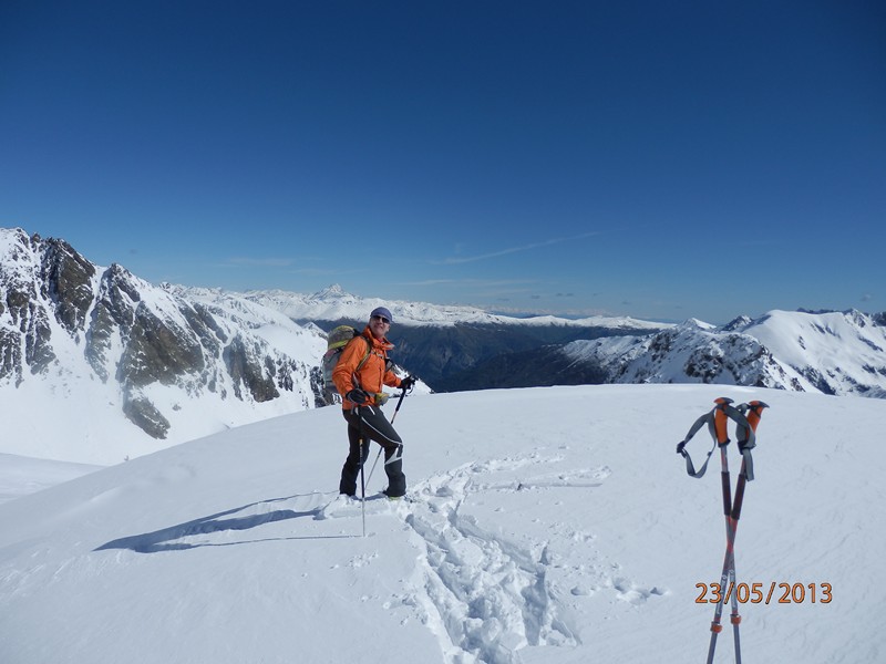 #11 Première descente : Belle vue sur le Viso et l Première descente : Belle vue sur le Viso et l'ensemble de l'arc alpin