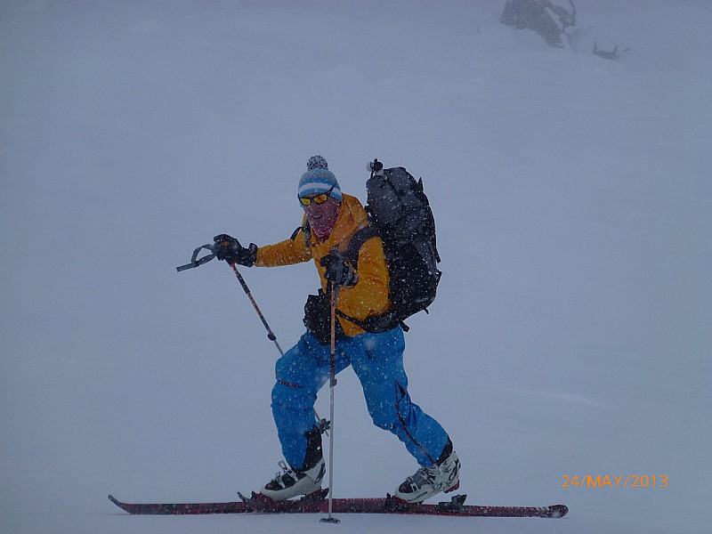 #3 Il neige : un temps à ne pas mettre un skieur de randonnée dehors Il neige : un temps à ne pas mettre un skieur de randonnée dehors