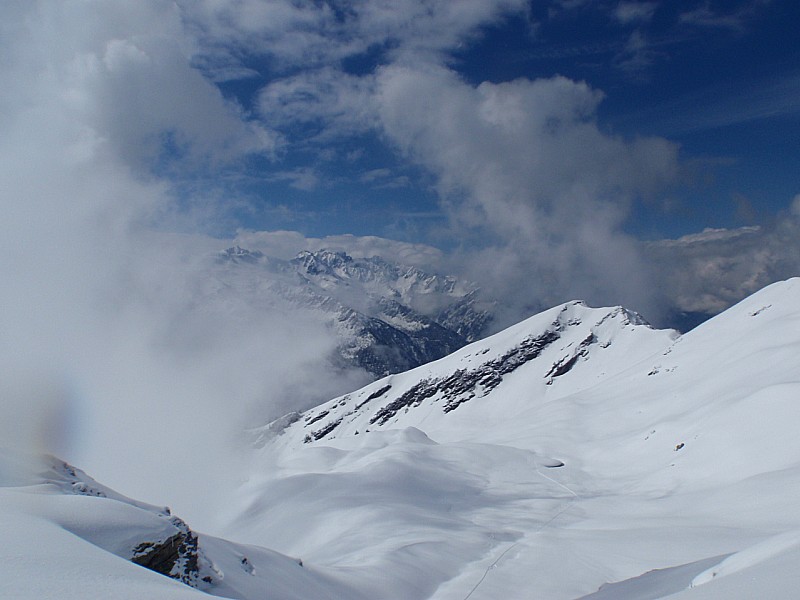 #4 Vue du Petit Arc : Le massif de la Lauzière se fait discret. Vue du Petit Arc : Le massif de la Lauzière se fait discret.