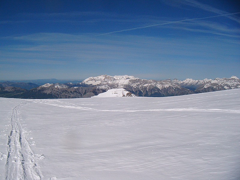 #1 vue vers le sud : le plateau est blanc pas un rocher en vue vue vers le sud : le plateau est blanc pas un rocher en vue