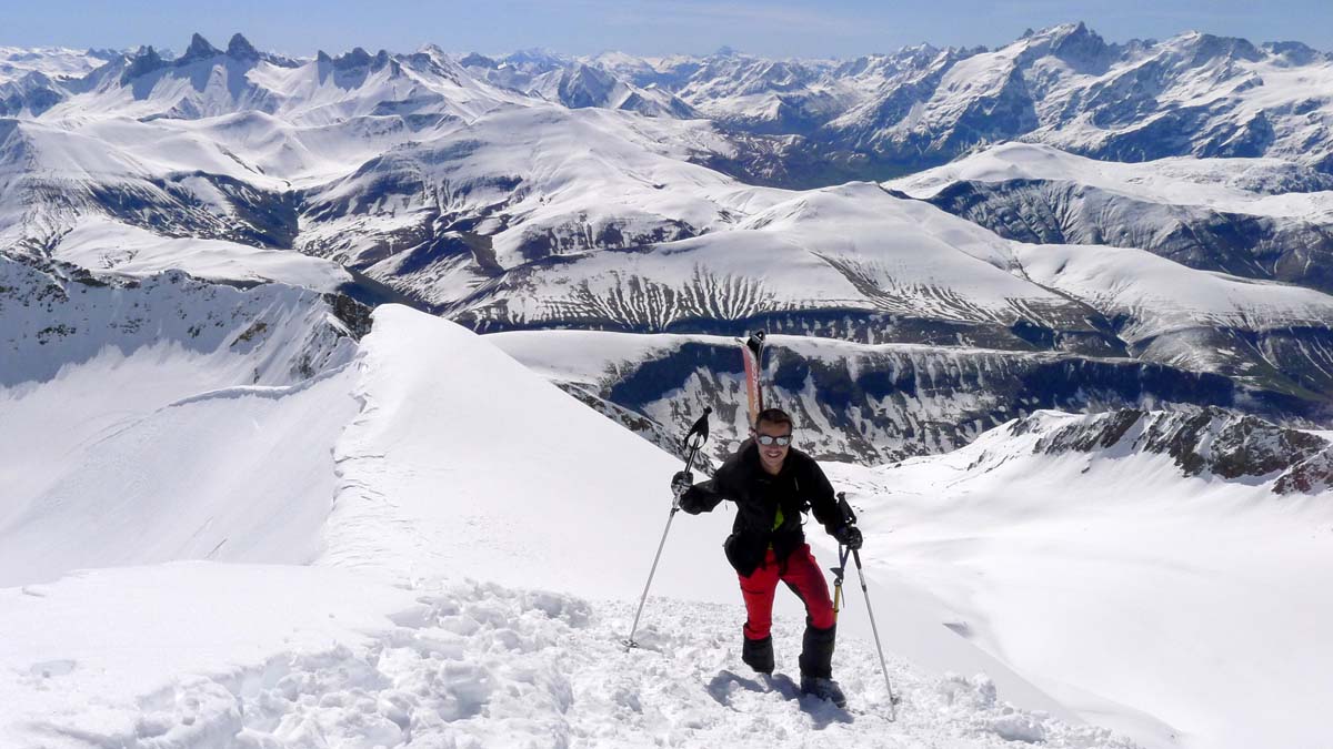 #7 Arrivée au sommet : Salutations à ce skieur inconnu Arrivée au sommet : Salutations à ce skieur inconnu