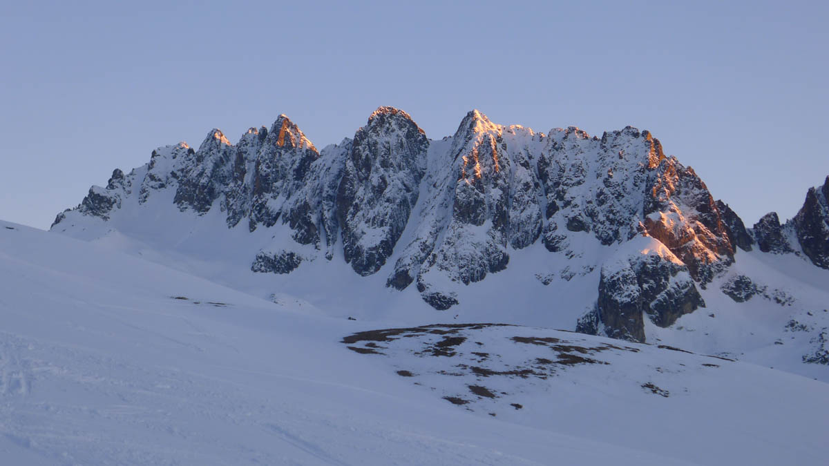 #2 La soleil se pointe : Aiguilles de l La soleil se pointe : Aiguilles de l'Argentière