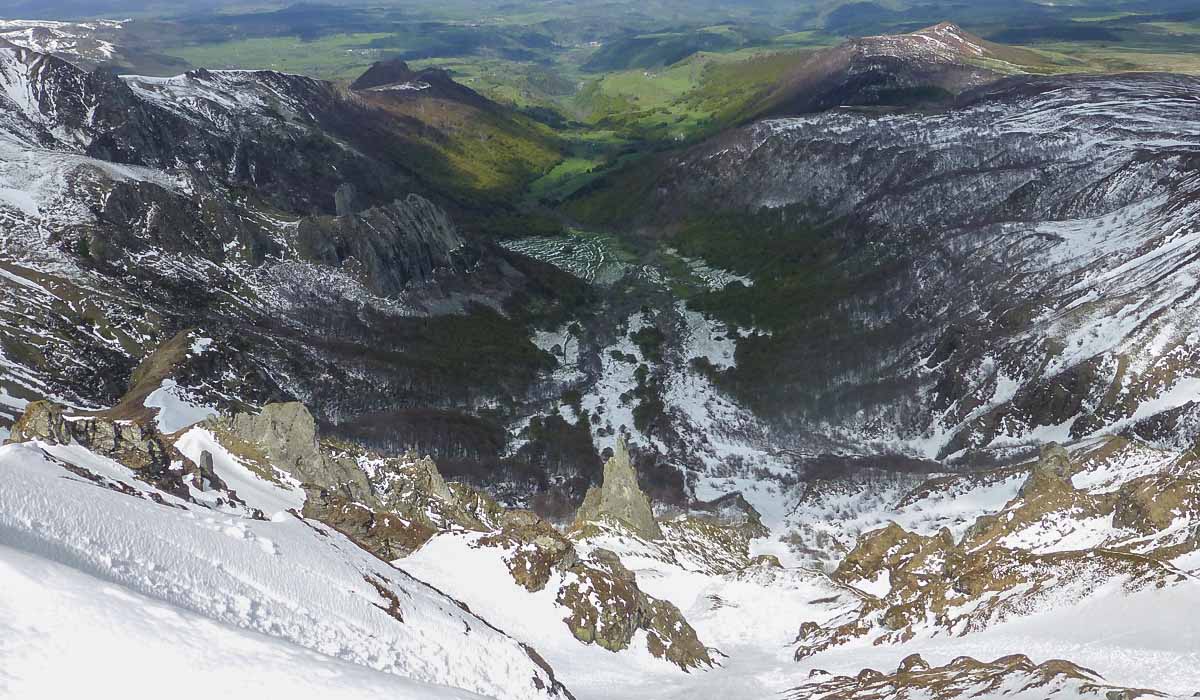 #6 Chaudefour : depuis la directe, c Chaudefour : depuis la directe, c'est le printemps par ci par là!