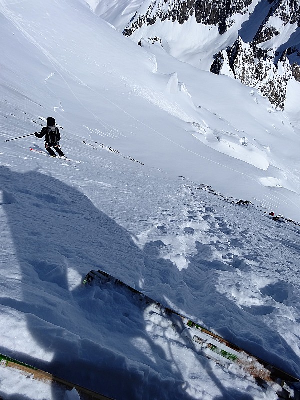 #25 10 m en dessous du sommet : on peut chausser 10 m en dessous du sommet : on peut chausser