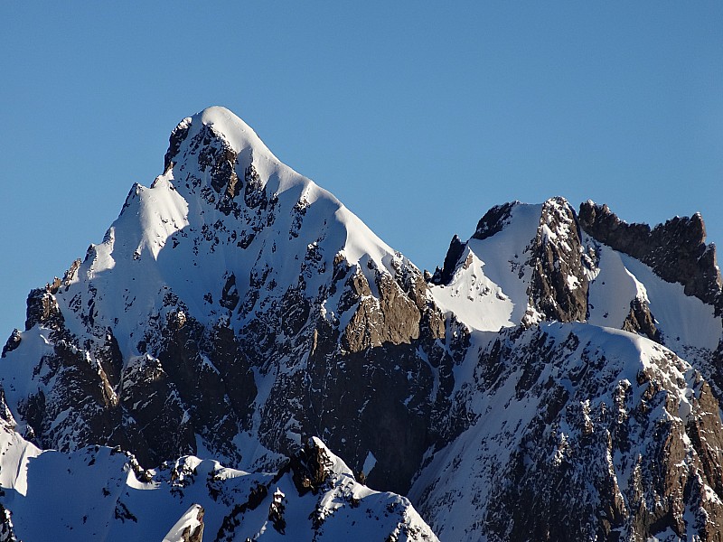 #11 la Grande Ruine : gravie il y a 3 semaines. Très jolie sous cet angle ! la Grande Ruine : gravie il y a 3 semaines. Très jolie sous cet angle !