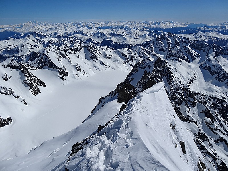 #22 depuis le sommet : relativement acéré depuis le sommet : relativement acéré
