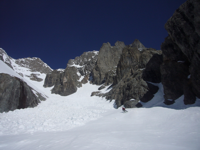 #13 Pic des Aupillous : Sympa le ski entre ces grandes tours ! Pic des Aupillous : Sympa le ski entre ces grandes tours !