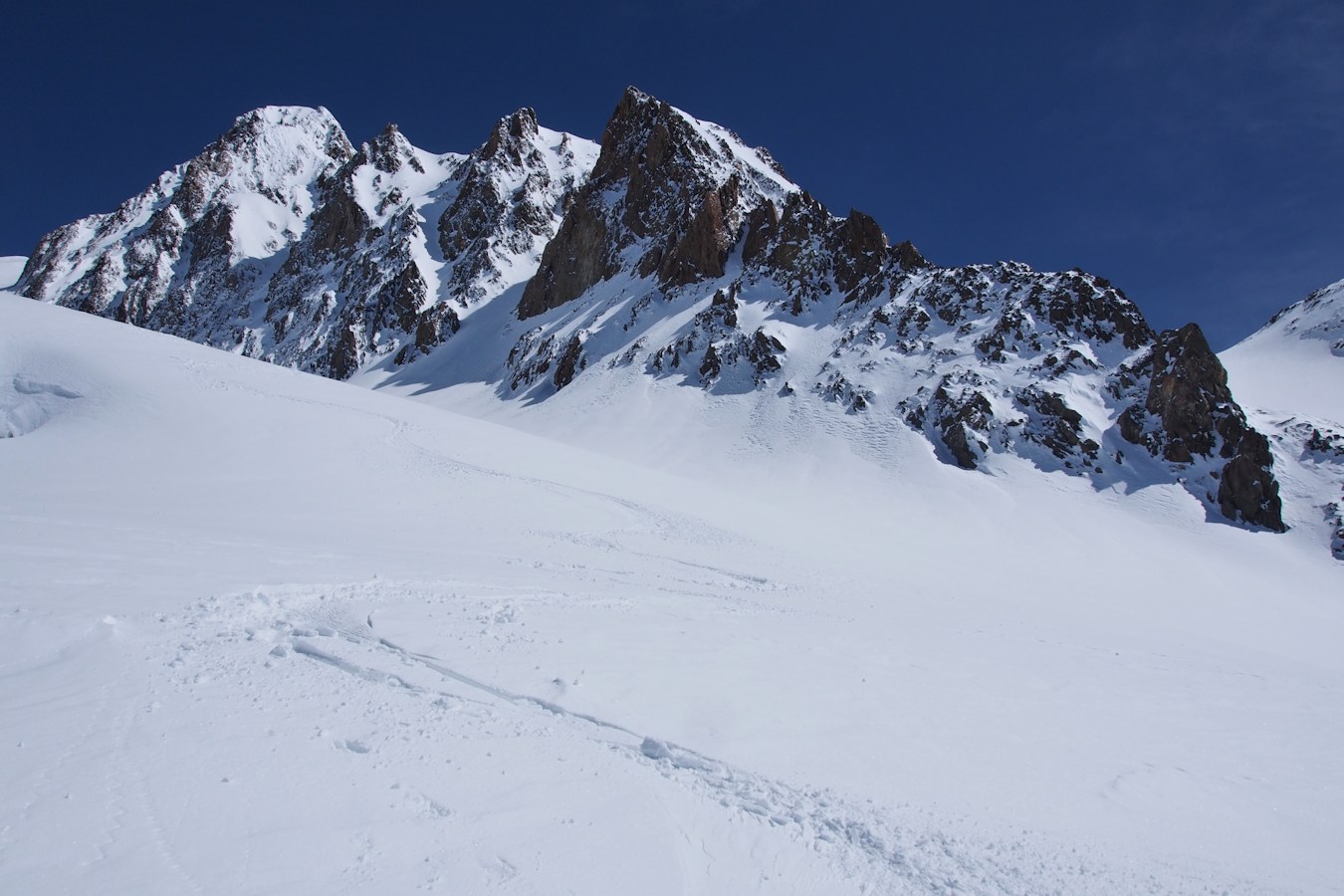 #13 Dans le rétro : L Dans le rétro : L'aiguille des Glaciers.