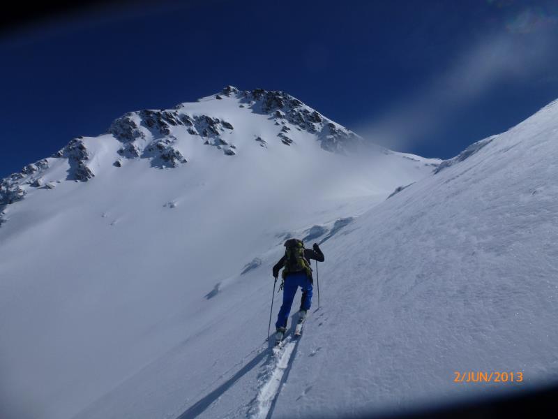 #9 Aiguille de la Bérangère : On remet les peaux, pour aller un peu plus haut, pour profiter du pano Aiguille de la Bérangère : On remet les peaux, pour aller un peu plus haut, pour profiter du pano