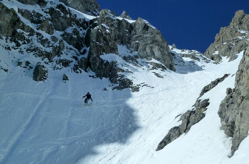 #9 Partie supérieure couloir NE, neige très correcte Partie supérieure couloir NE, neige très correcte