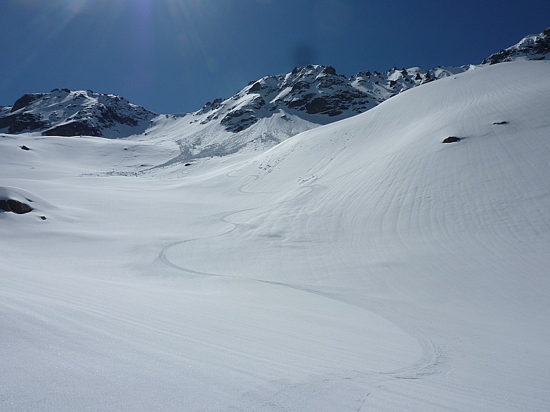 #3 Traces de descente : C Traces de descente : C'est moquette sur le bas