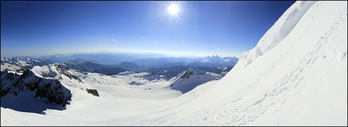 #7 grosse corniche cette année : Infranchissable à ski, il faut donc porter sur les 20-30 derniers mètres (40° ou un peu plus) grosse corniche cette année : Infranchissable à ski, il faut donc porter sur les 20-30 derniers mètres (40° ou un peu plus)