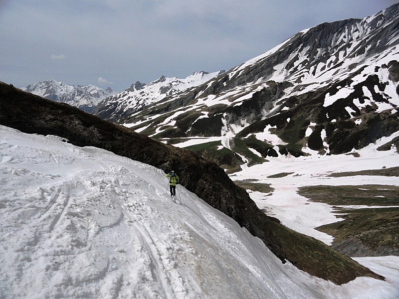 #13 Aiguille des Glaciers : Ça passe encore bien jusqu Aiguille des Glaciers : Ça passe encore bien jusqu'en bas.