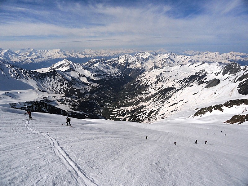 #6 Aiguille des Glaciers : Beaucoup de monde qui suit... Aiguille des Glaciers : Beaucoup de monde qui suit...