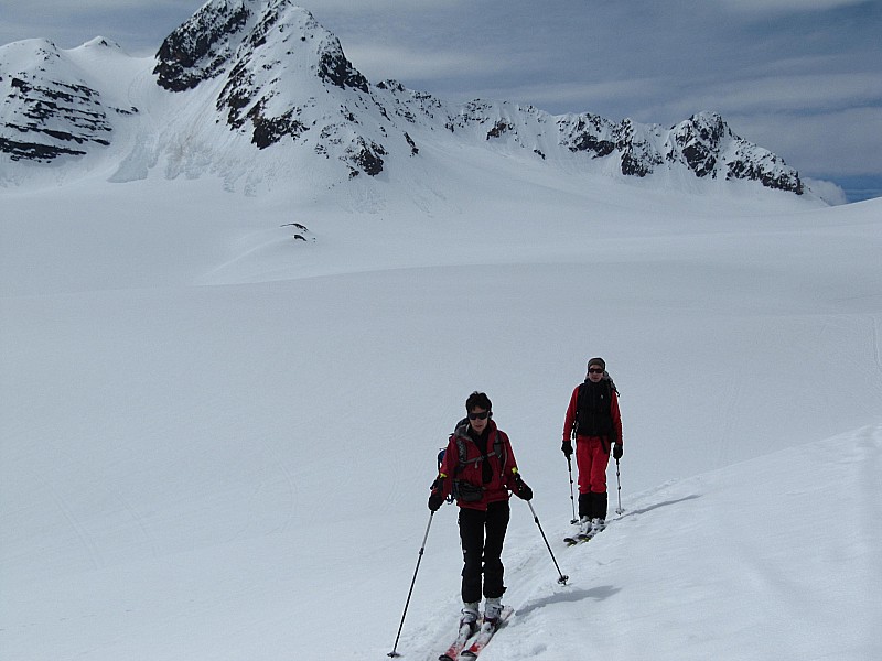 #11 Fin de la descente : sur le glacier de St Sorlin. Fin de la descente : sur le glacier de St Sorlin.