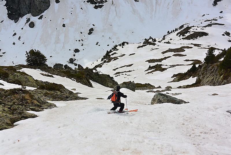 Descente Est Eulier : Bon ski (photo moitié inférieure)