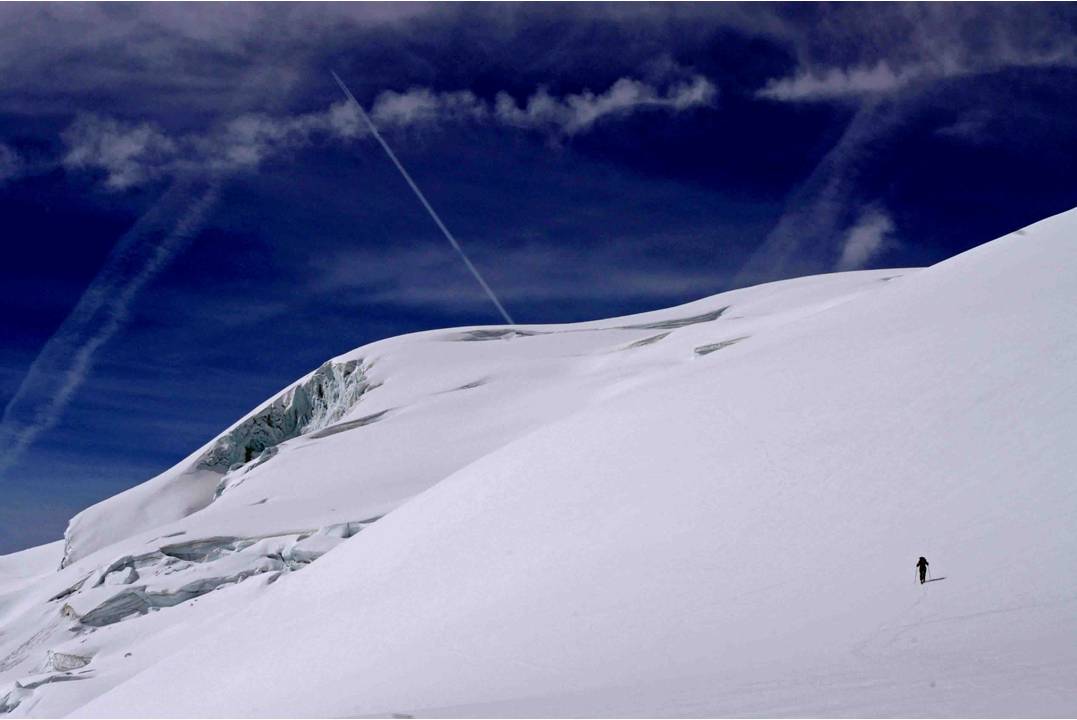 #5 Glacier SUD de la Gurraz : Un premier bombement à remonter... dans une belle solitude. Glacier SUD de la Gurraz : Un premier bombement à remonter... dans une belle solitude.