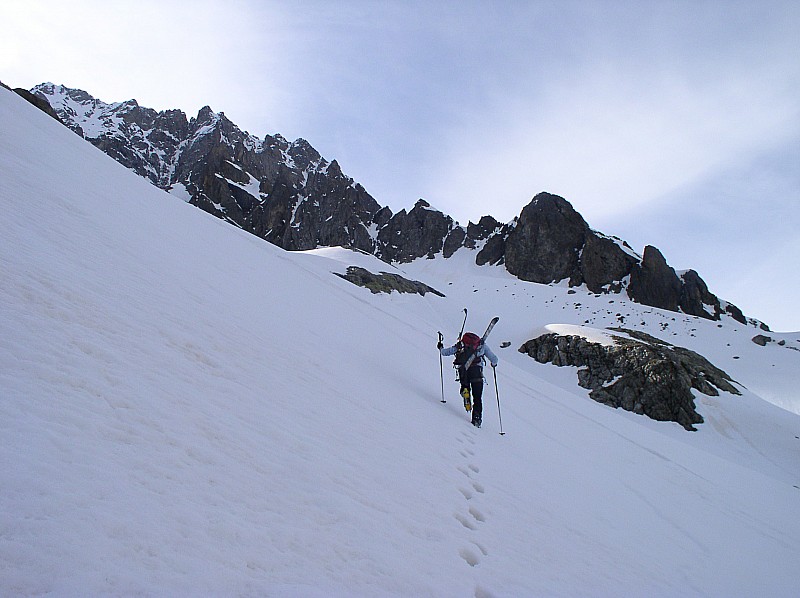 #7 traversée : Traversée rive gauche crampons obligatoires traversée : Traversée rive gauche crampons obligatoires