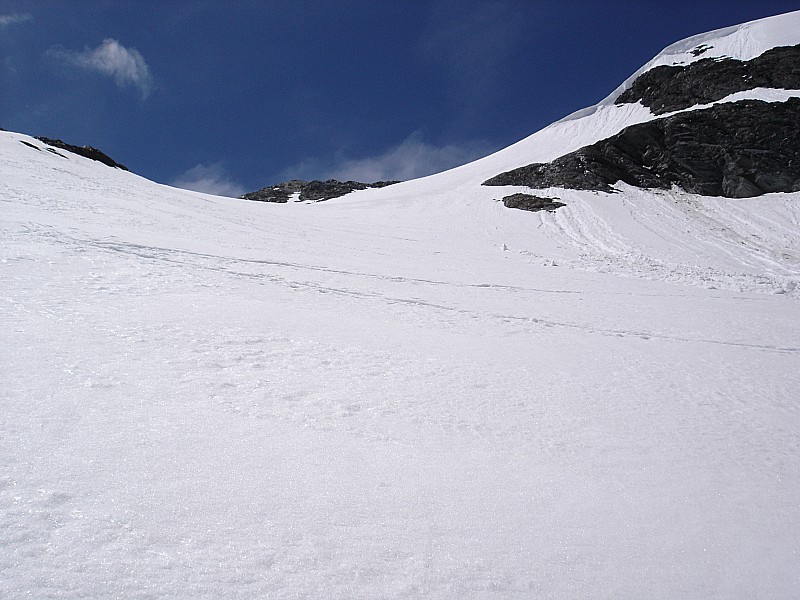 #15 la remontée : à gauche du couloir du Grand Col la remontée : à gauche du couloir du Grand Col